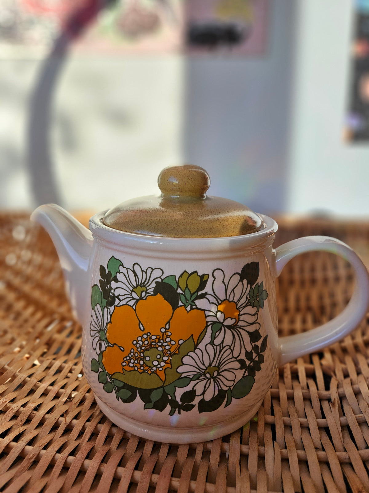 Vintage Sadler “Buttercups & Daisies” Teapot