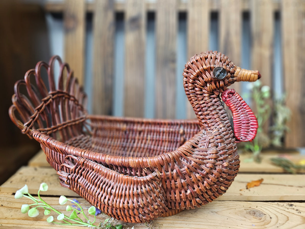 The Harvest Table Box