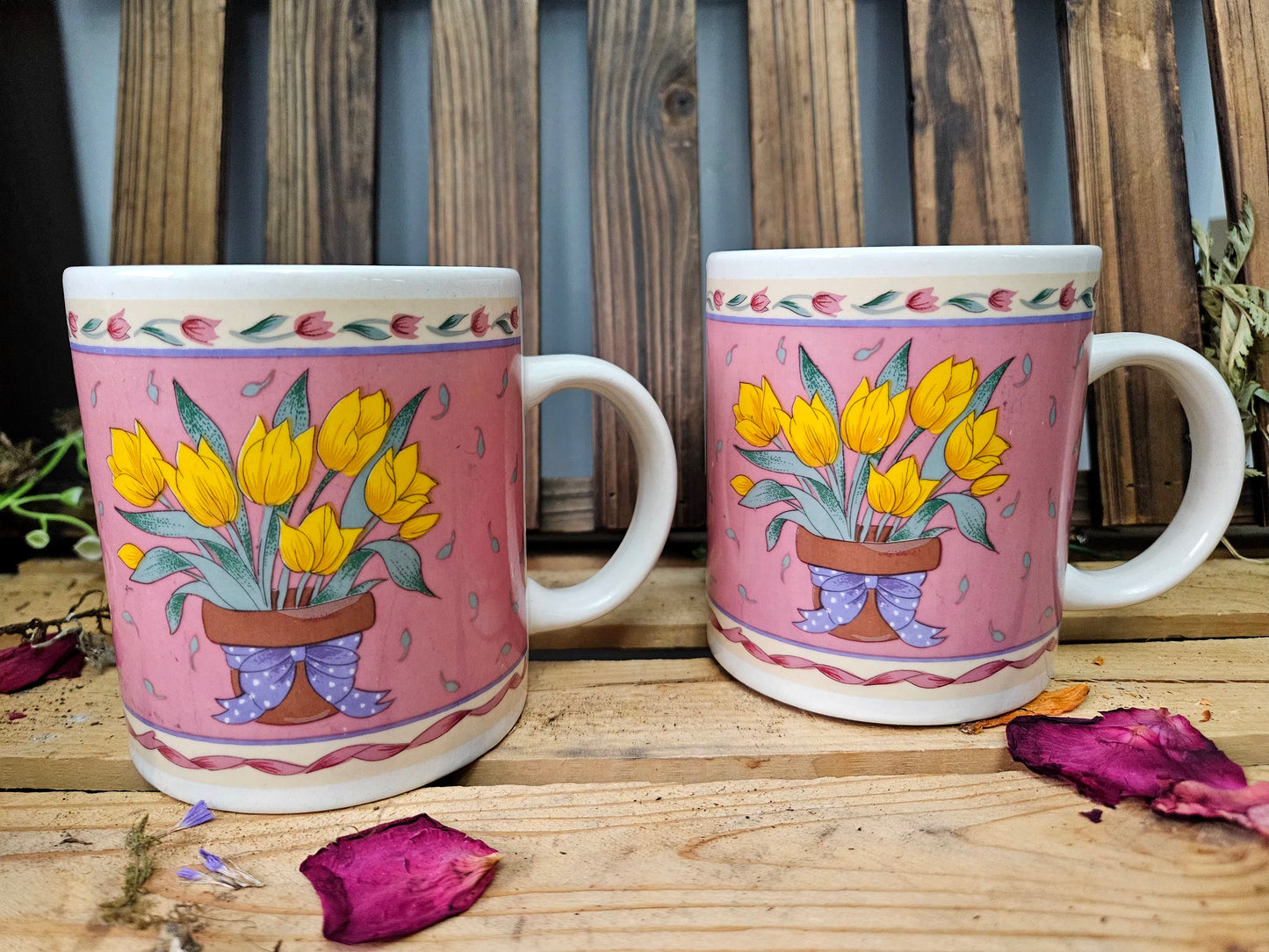 Vintage Tulip Gibson Mugs