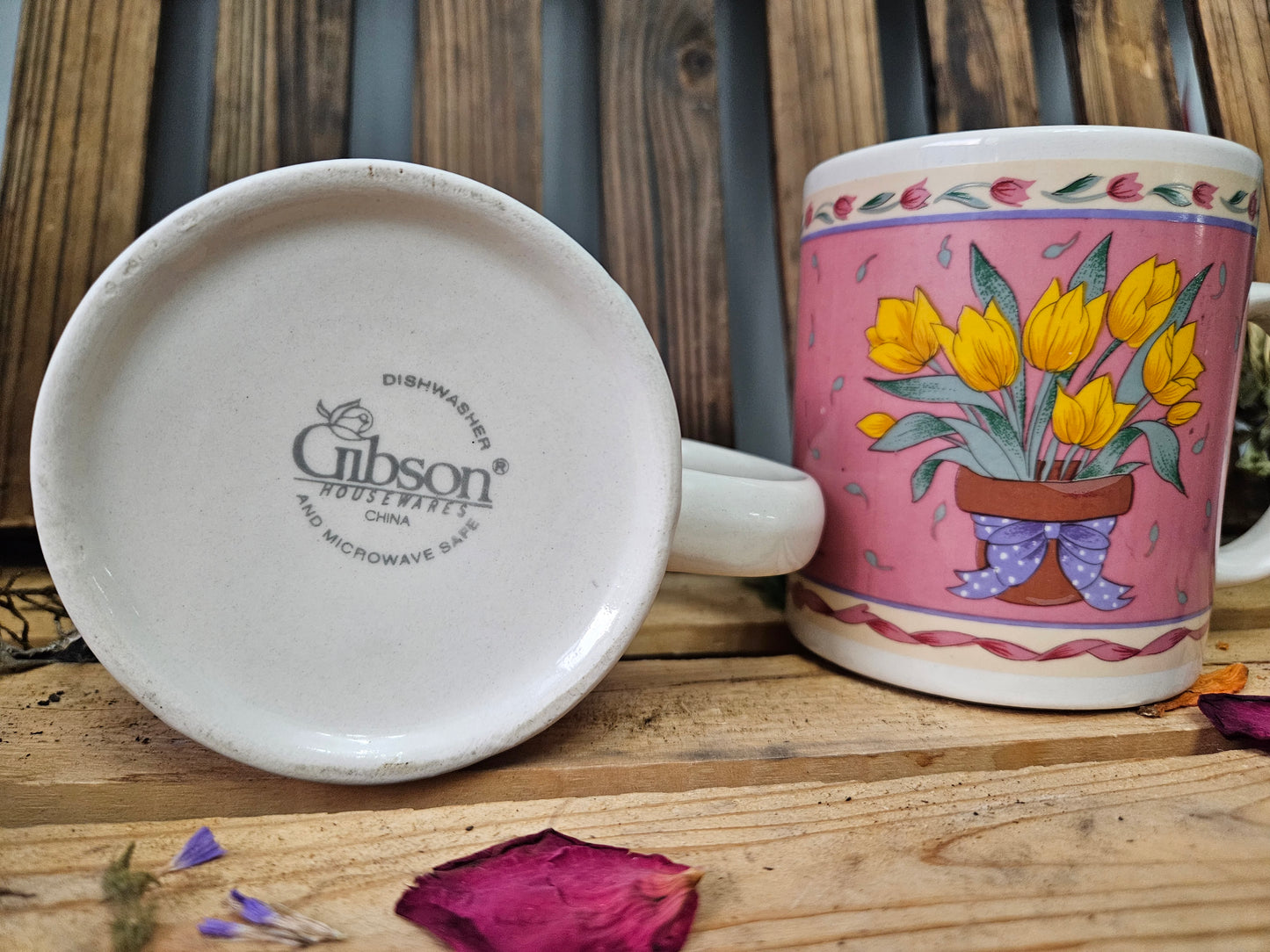 Vintage Tulip Gibson Mugs